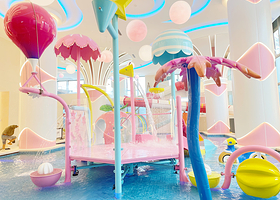 陆地游轮西山温泉号