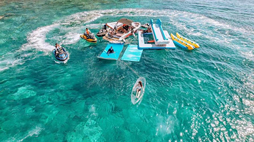 岛上飞摩托艇·尾波冲浪·浮潜(日月湾店)