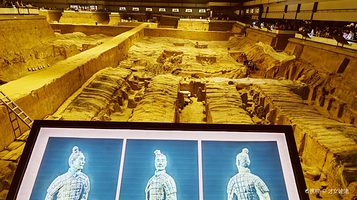 秦始皇兵马俑二号陪葬坑