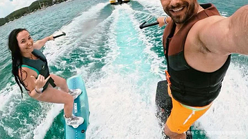 双月湾海一尾波滑水俱乐部