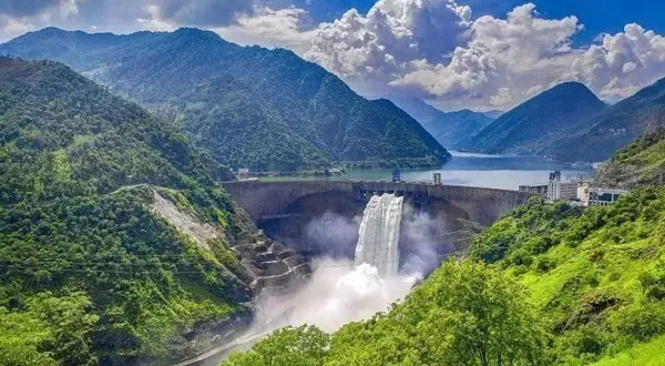 迤沙拉民族文化村