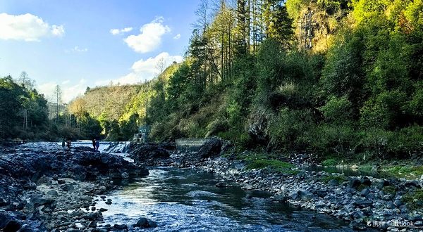 黑鱼河风景区