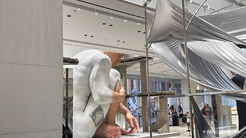 深圳湾万象城艺术展