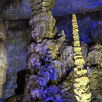 织金洞国家重点风景名胜区-灵芝山