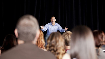 《Live Comedy Club》表演