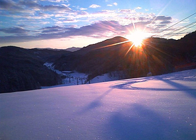 芸北国际滑雪场