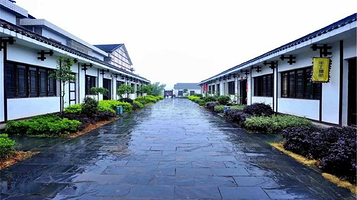 山乡巨变第一村