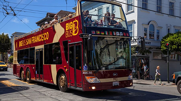 旧金山随上随下观光巴士