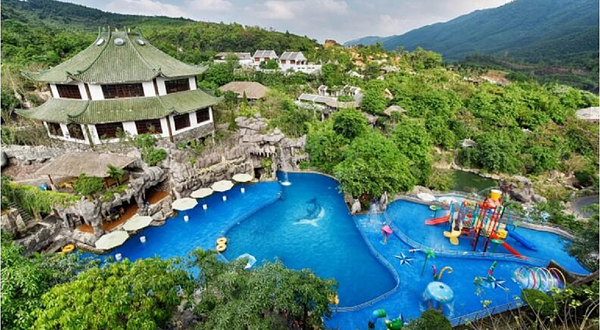 神财山纽伦泰温泉乐园