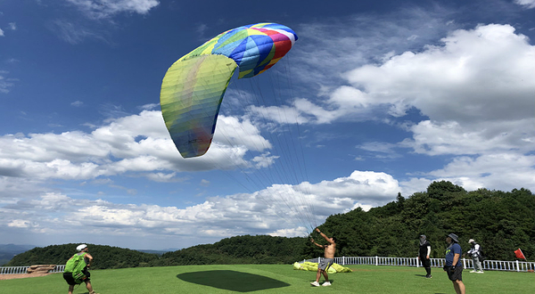 极海-南山南滑翔伞基地