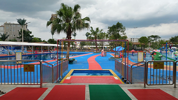 苏林湾水上乐园