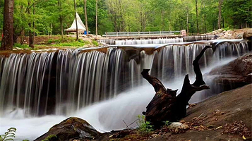 锅盔山休闲景区