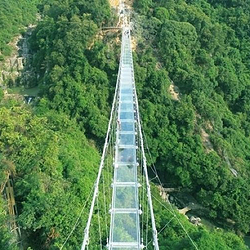 凤翔峡原始生态旅游区