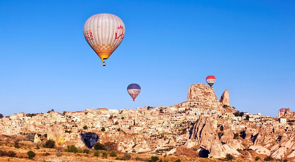 乌奇希萨尔城堡