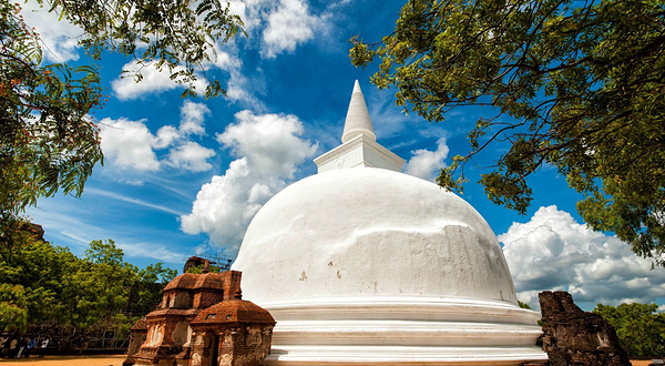 波罗那鲁瓦古城