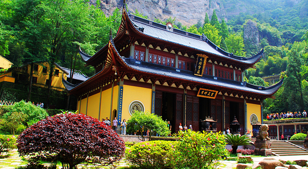 灵岩寺