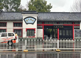 江滩观光游船(晴川码头)