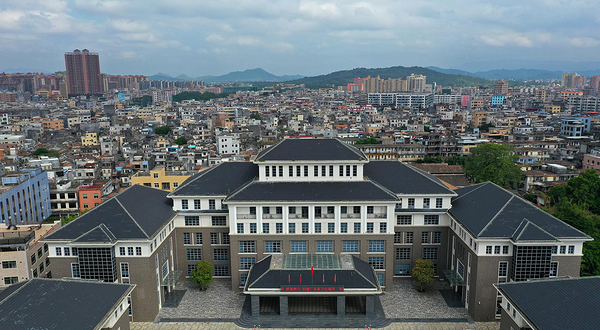 陆丰市