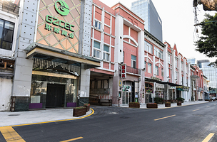 白鹅潭风情酒吧街