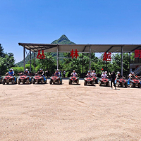 燕子岩丛林穿越