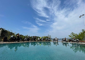 抖音网红公园（中商店）