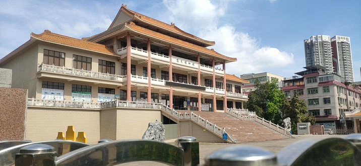 罗定市