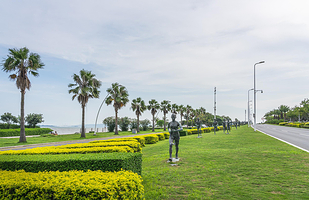 马拉松群像雕塑