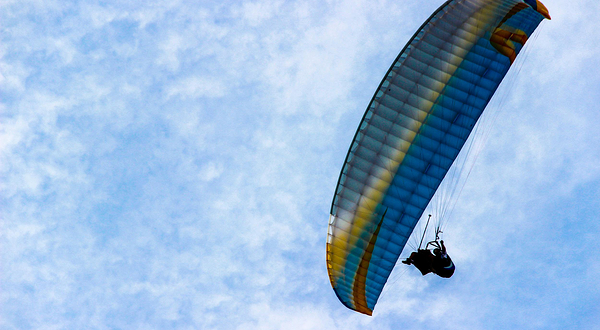 刘家峡国际滑翔伞营地