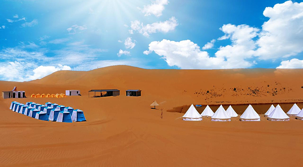 腾格里沙漠营地