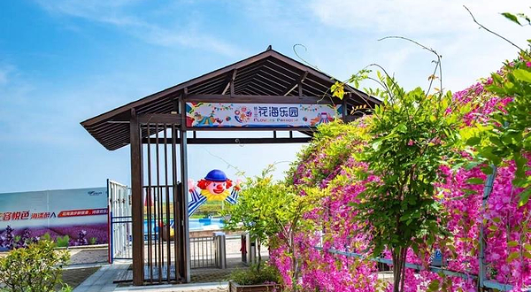 铃兰花海露营地