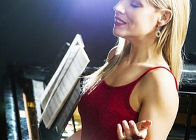 开心麻花互动喜剧综艺杀《疯狂星友团》