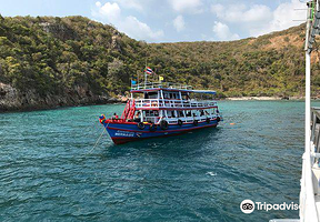 无止境潜水中心