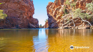 艾勒里溪大水潭