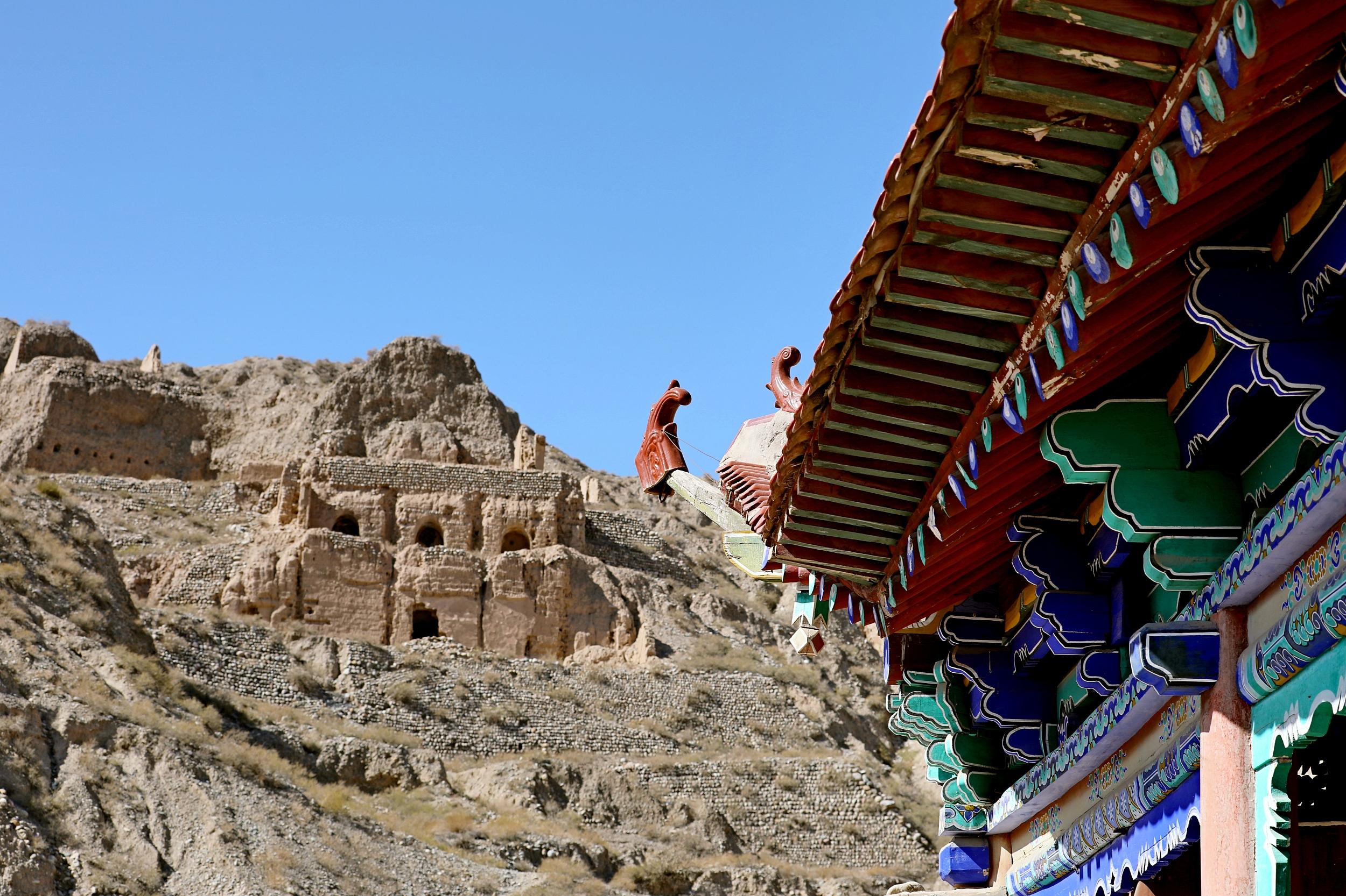 文殊山石窟群旅游景区