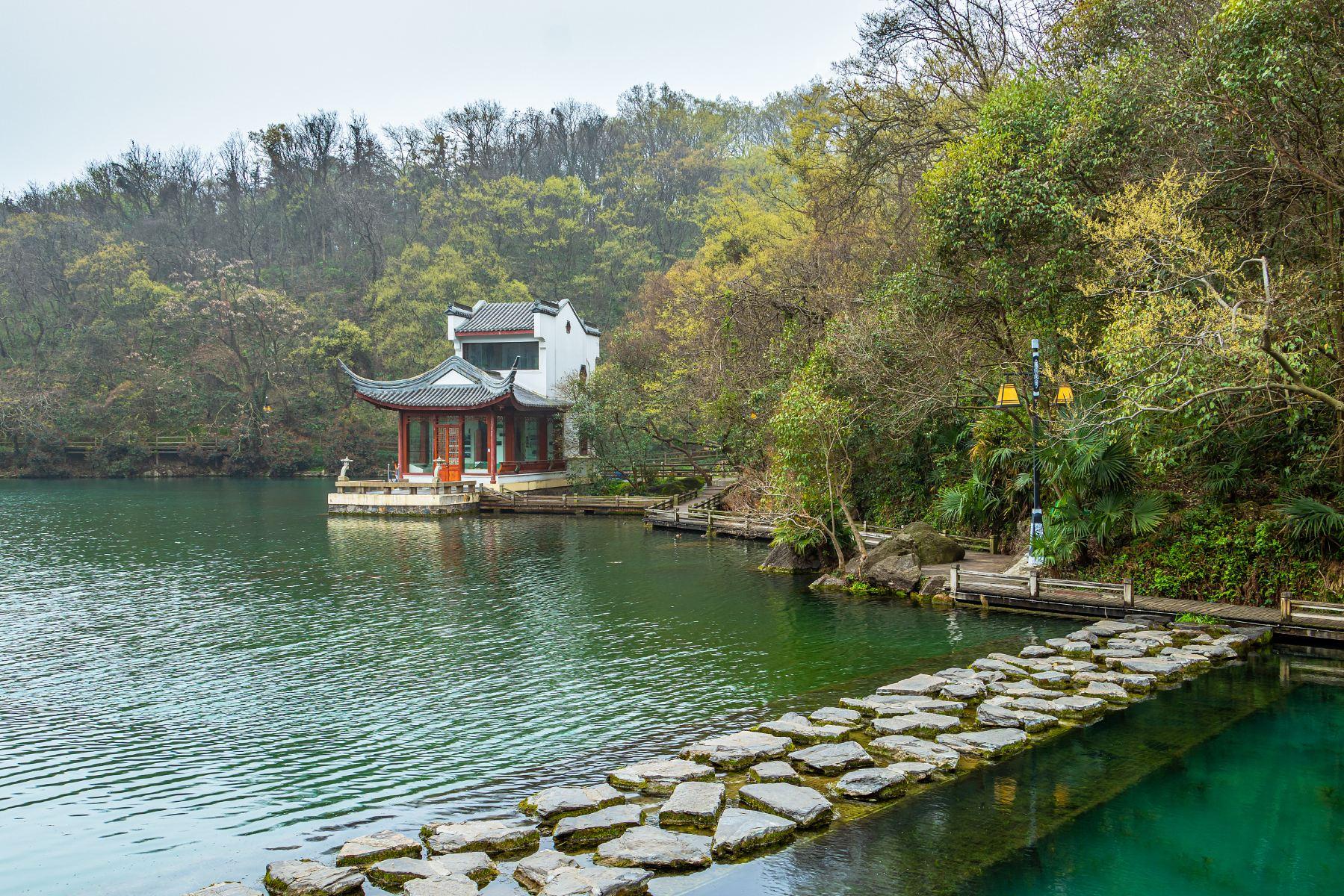 珍珠泉