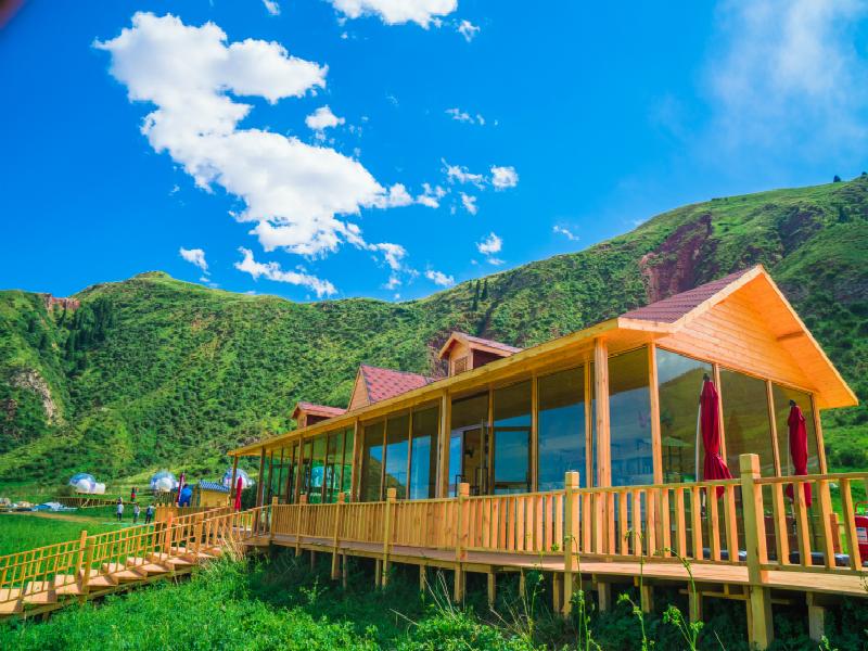 新疆天山托木尔景区·塔村