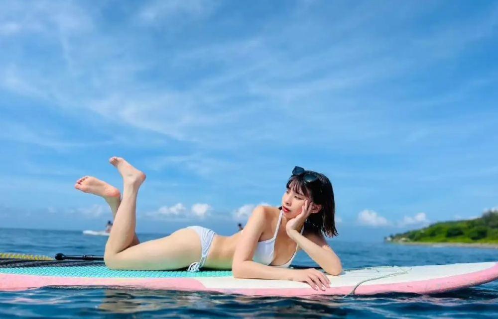 蓝白拖水上俱乐部