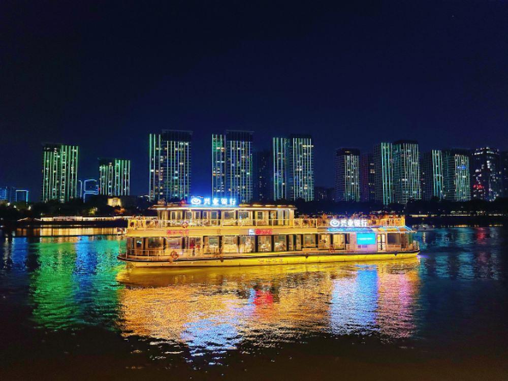 闽江夜游