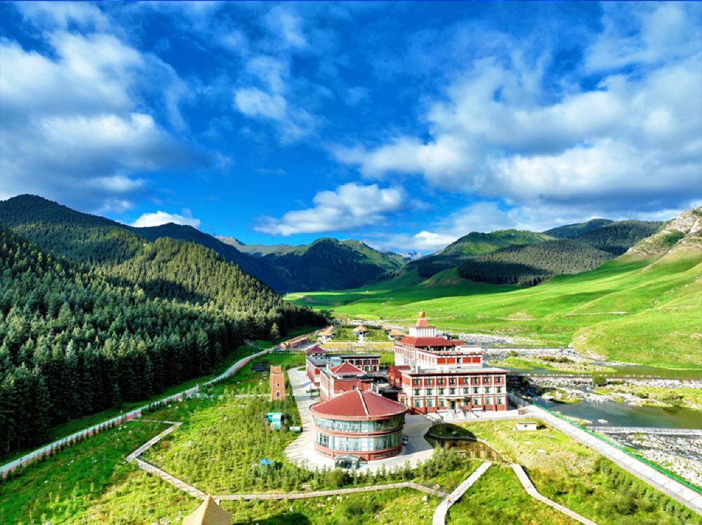祁连山冰沟河景区