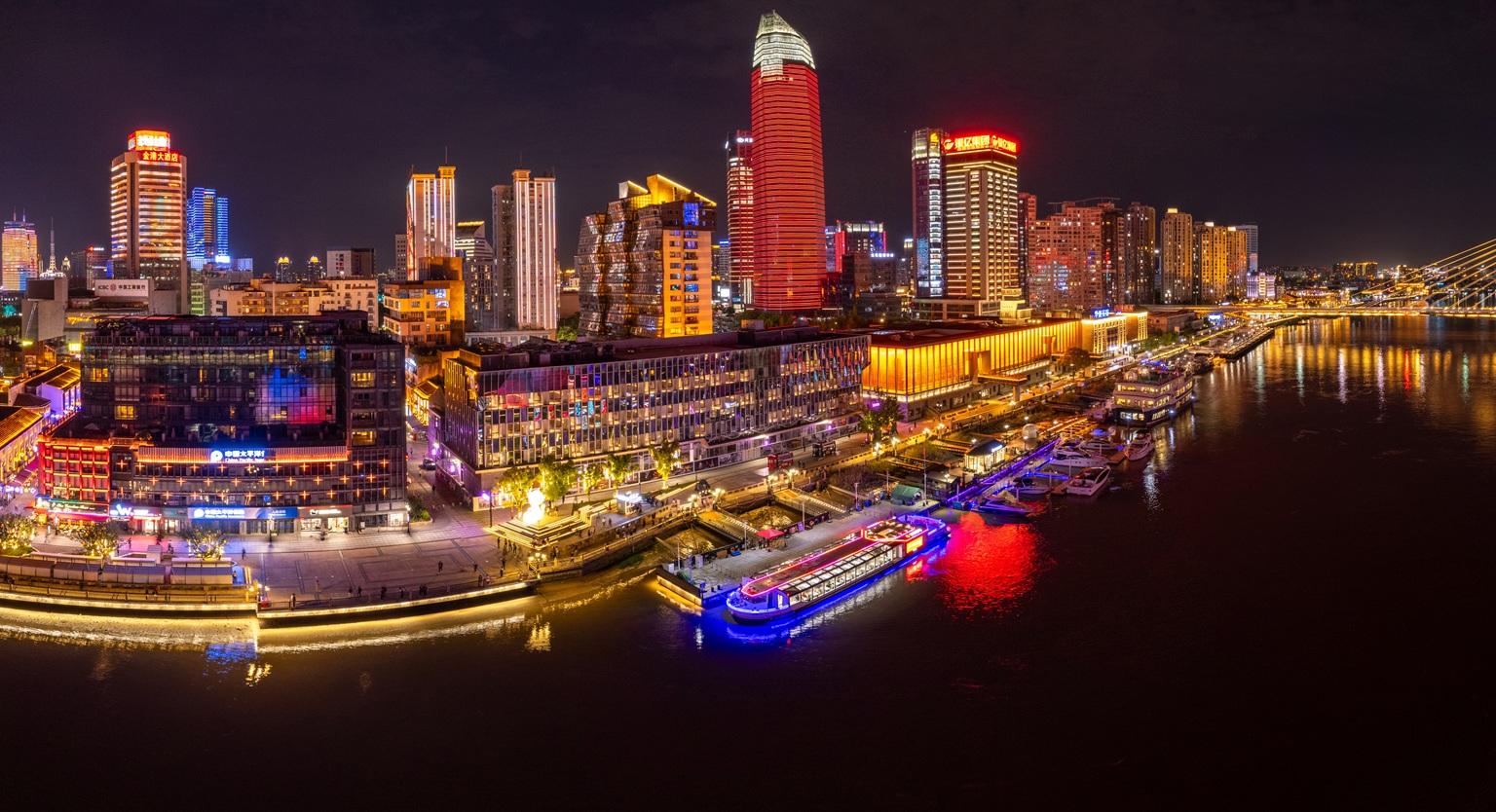三江夜游