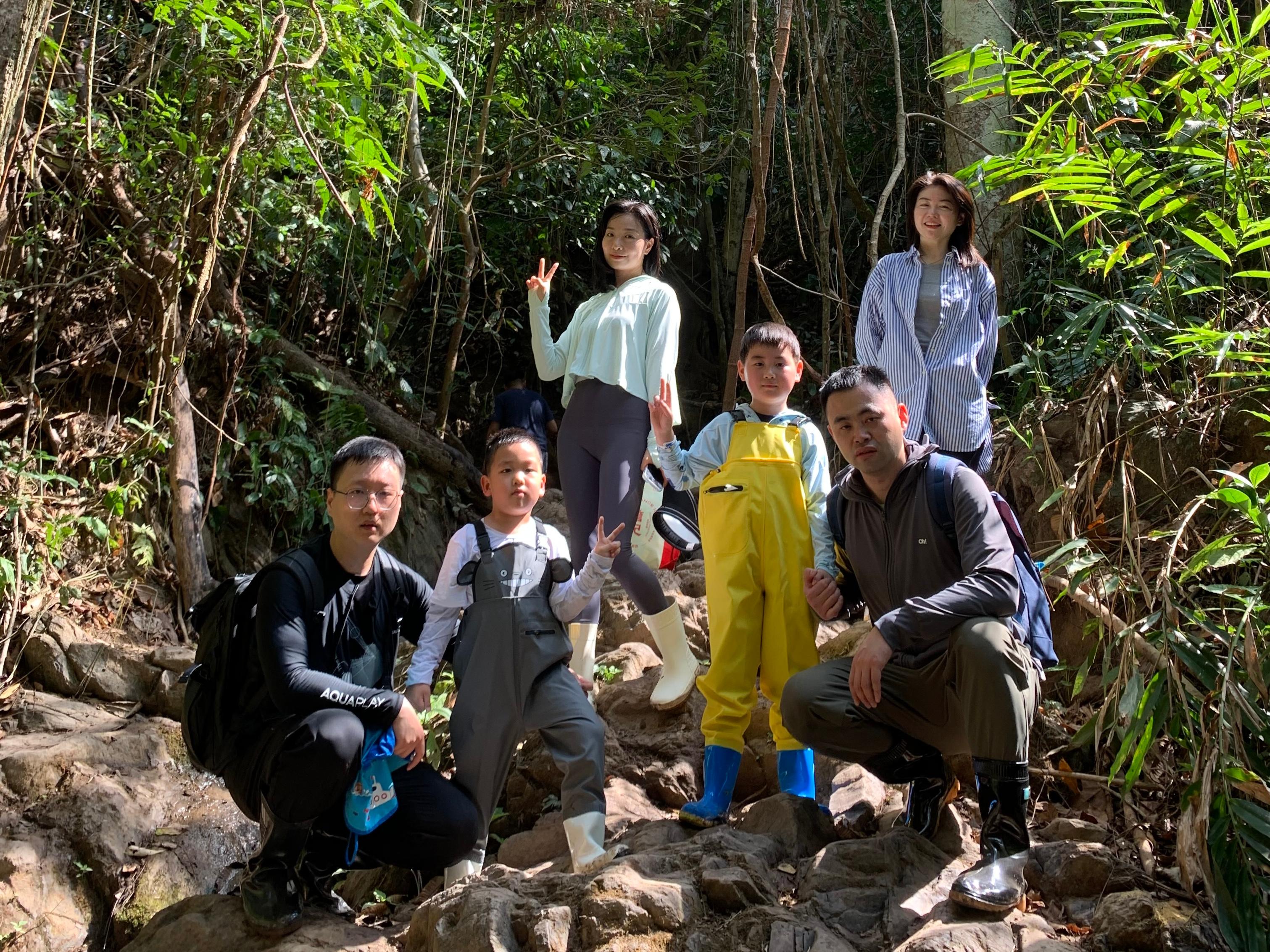 基诺山巴朵村雨林徒步