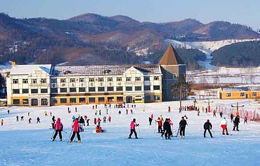 华天乌吉密滑雪场第 6 张图片