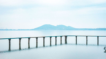 东湖凌波门栈桥