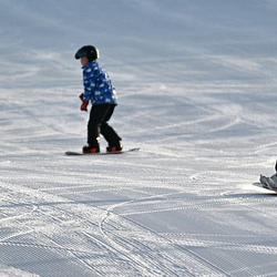 龙之山东归滑雪场
