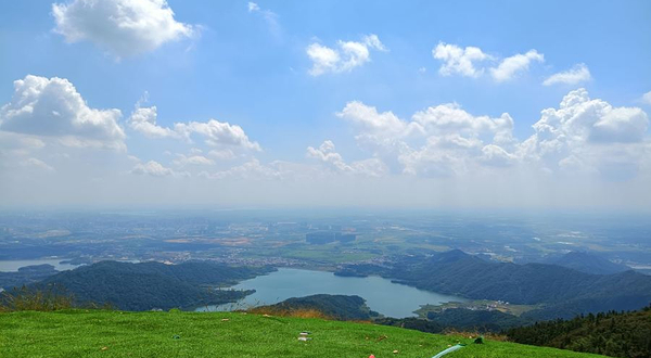 萧峰滑翔飞行基地