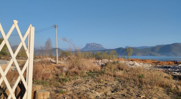 浪放蒸汽石锅鱼