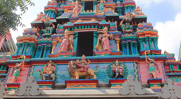 马里阿曼印度寺庙