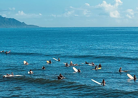 乌石港北堤冲浪点