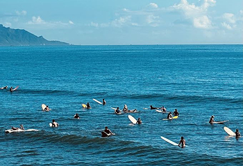 乌石港北堤冲浪点第 1 张图片