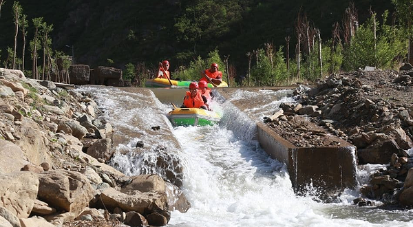 代县峪河源生态漂流景区